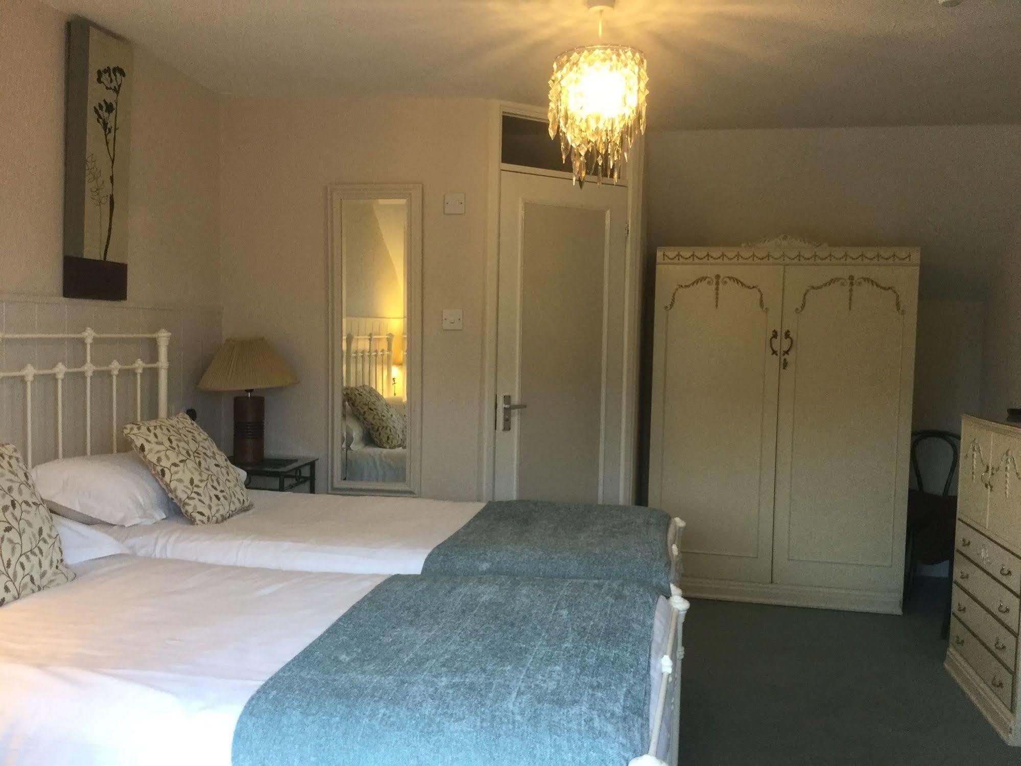 The Groveside Guest House Сидмут Екстериор снимка